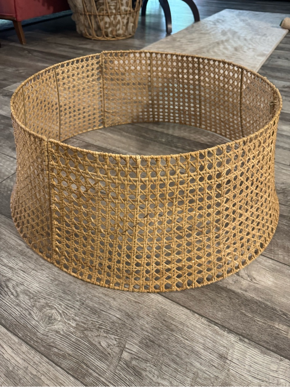 Cane rattan tree collar